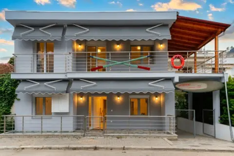 Water Front Apartments & Studios – Hotel in Nea Iraklitsa, Kavala